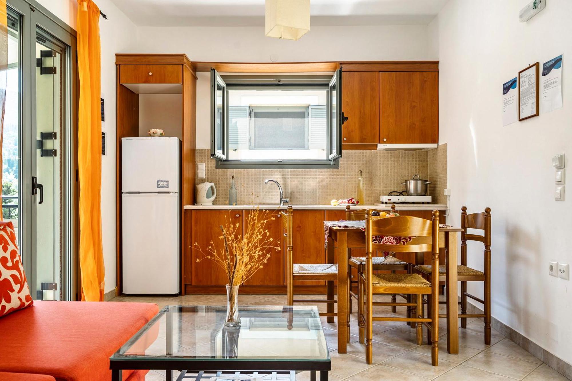 Alkionides Apartment 2 Agios Nikitas Exterior photo